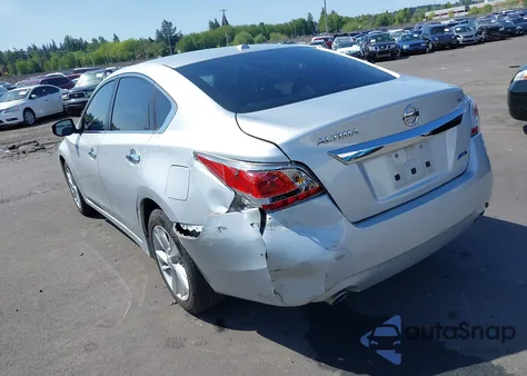 2014 Nissan Altima 2.5 Sv z USA, uszkodzony, nr VIN 1N4AL3AP8EN231091